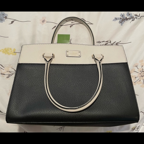 Kate Spade “Caley” Black and White Handbag - Picture 2 of 6